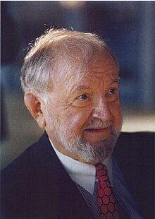 Tom Kelly 2004.jpg