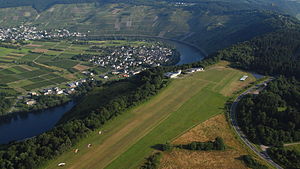 Traben-Trarbach: Geographie, Geschichte, Politik