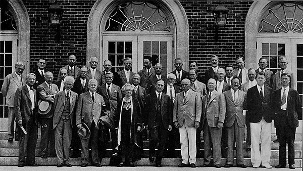 The trustees of the Marine Biological Laboratory in 1934. The lone woman, Cornelia Clapp, stands near the center of the front row.