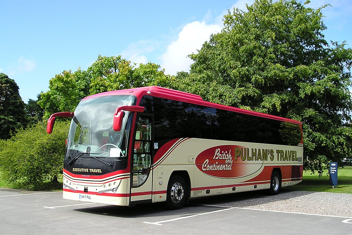 Uk 17. Bus Volvo Plaxton. Автобусы Plaxton Elite. Coach Bus near Hollywood.