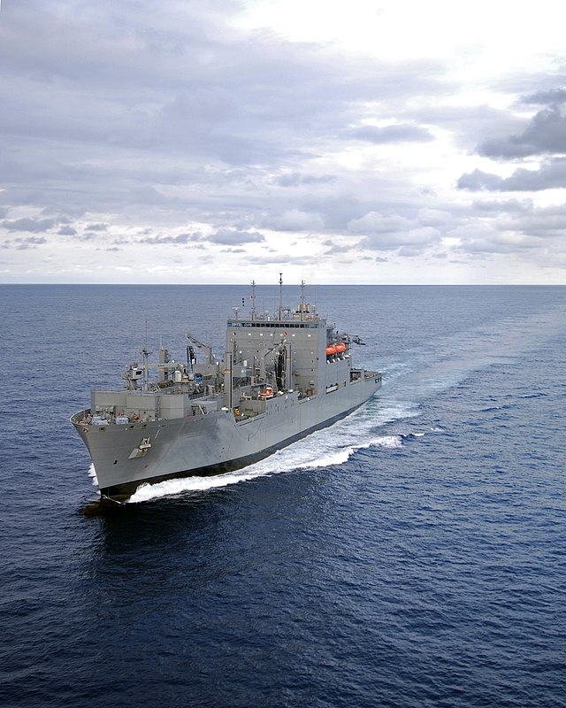 caballo de fuerza análisis Parpadeo USNS Lewis and Clark - Wikipedia