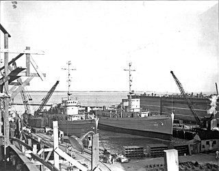 USS <i>Hidatsa</i> (ATF-102) Abnaki-class tugboat