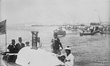 The arrival of Venizelos to Athens with French ships, June 1917, following French capture Thessaly Venizelos returns to Athens, 27 June 1917.jpeg