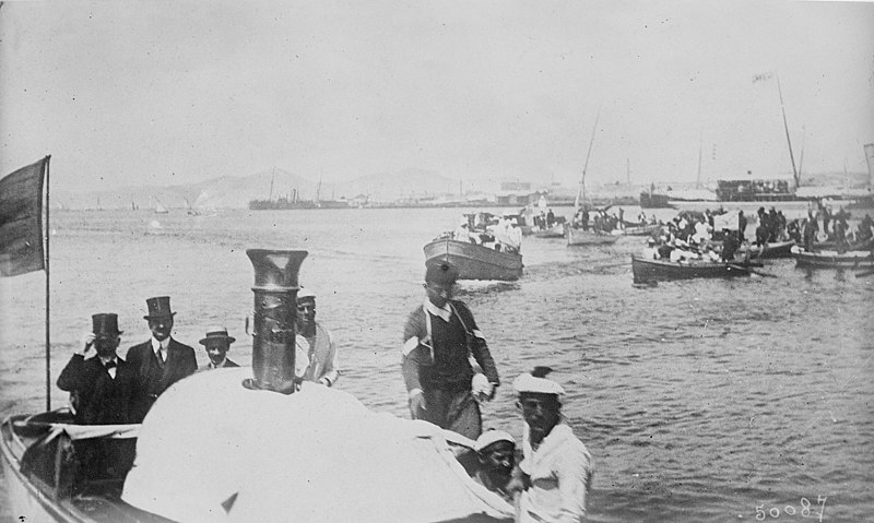 File:Venizelos returns to Athens, 27 June 1917.jpeg