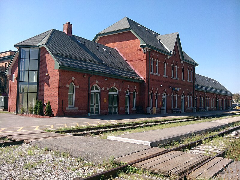 File:Via Railway Station 2012-09-18 08-19-41.jpg