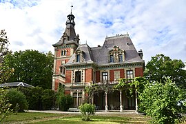 La « Villa Perrot », Route de Pregny 38, 46° 14′ 23″ N, 6° 08′ 36″ E