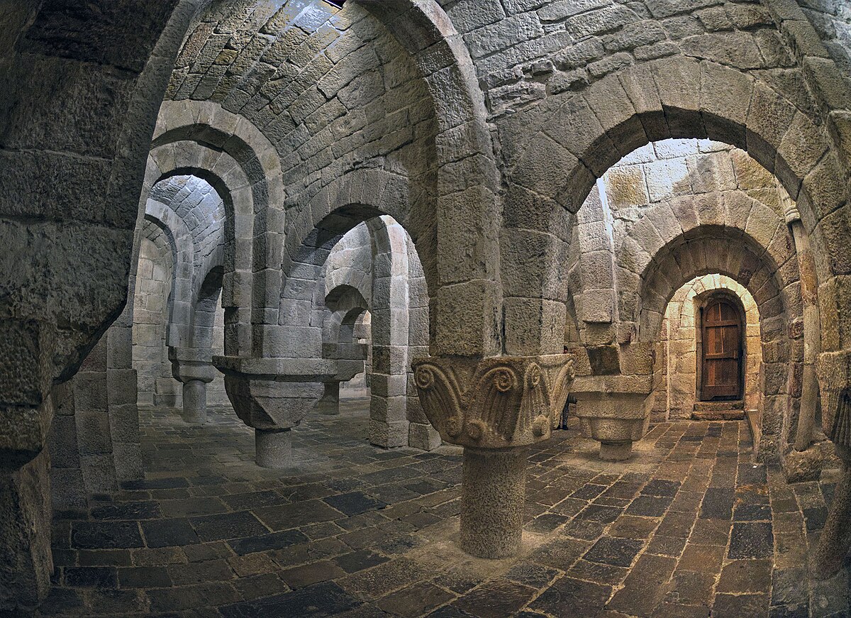 Crypt, Monastery of Leyre Photograph: Ángel Felicísimo Licensing: CC-BY-SA-2.0