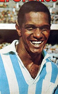 <span class="mw-page-title-main">Silva Batuta</span> Brazilian footballer (1940–2020)