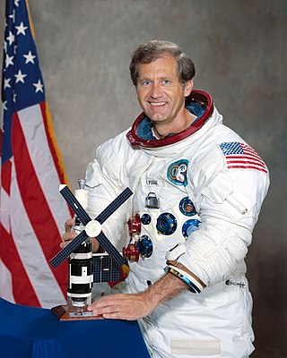 <span class="mw-page-title-main">William Pogue</span> American astronaut (1930–2014)