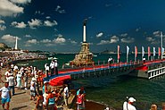 Пам'ятник затопленим кораблям в день Чорноморського флоту.jpg