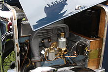 An HV type carburettor fitted to a 1930 MG M-type 1930MGM-TypeEngine.jpg