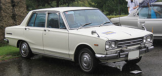 1968-1969 Nissan Skyline Sedan 1500 Family Deluxe.jpg