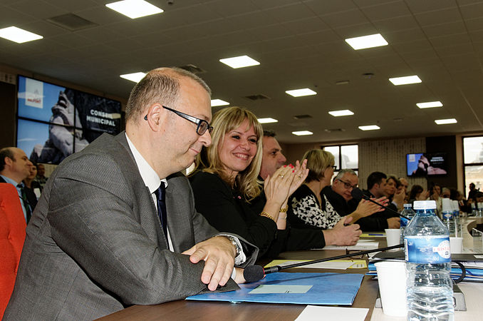 Damien Meslot ayant proposé sa candidature comme maire.