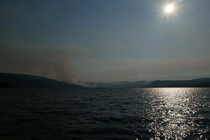 File:2018 Mount Okanagan and Mount Eneas Forest Fires in Late Afternoon.jpg