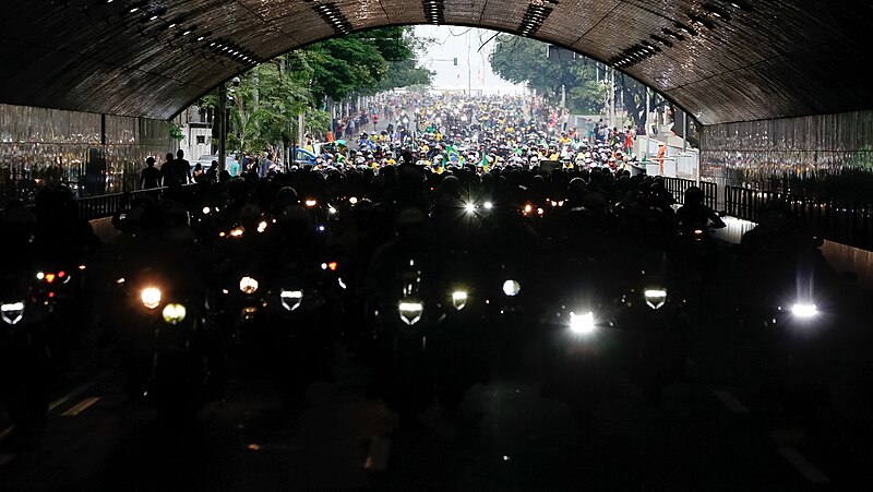 File:23 05 2021 Passeio de moto pela cidade do Rio de Janeiro (51197604327).jpg