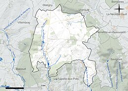 Carte en couleur présentant le réseau hydrographique de la commune