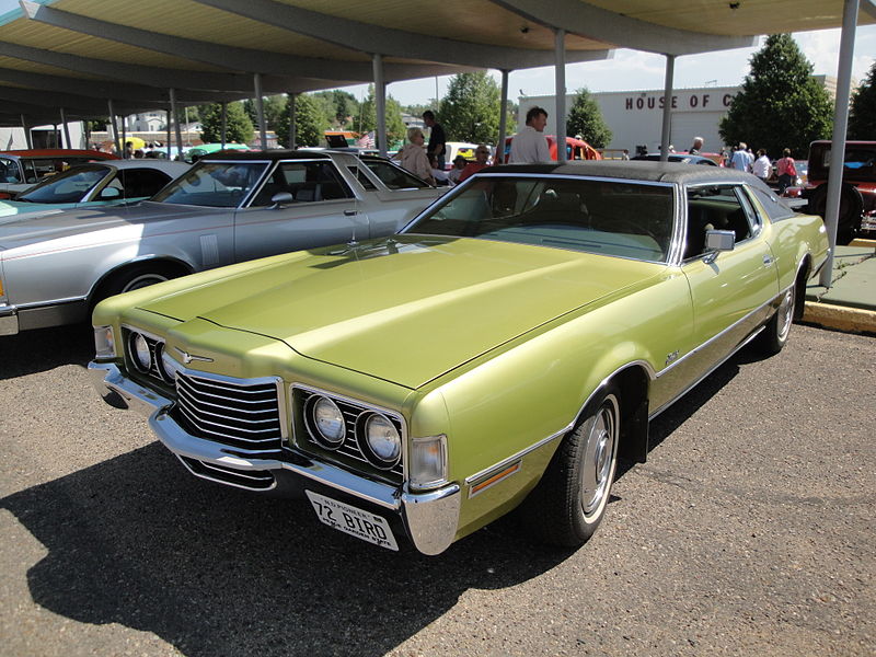 File:72 Ford Thunderbird (7185286181).jpg