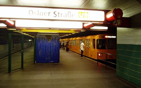 90724 U Bahnhof Schloßstraße oben