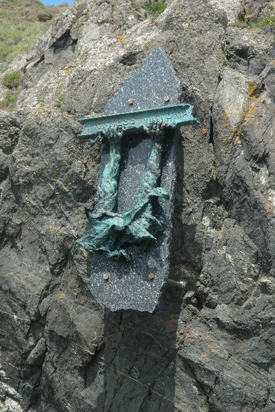 File:A tribute to the Lifeboatmen of Portpatrick - geograph.org.uk - 26385.jpg