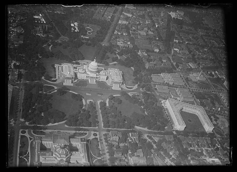 File:Aerial view of U.S. Capitol building29453v.jpg