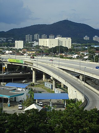<span class="mw-page-title-main">Ampang–Kuala Lumpur Elevated Highway</span> Expressway in Malaysia