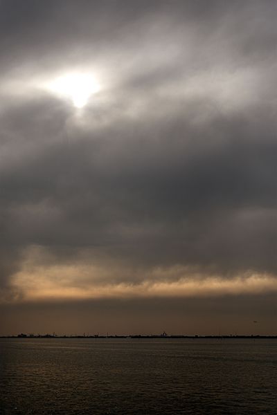 File:Almost Sunset on th Lagoon - Near Venice, Italy - April 18, 2014 04.jpg