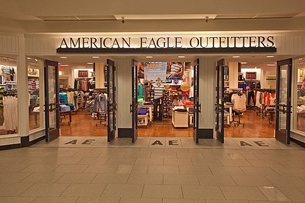 Американ игл. American Eagle Outfitters одежда. American Eagle Outfitters вывеска. Магазин Американ игл в Берлине. Ламоде Американ игл.