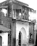 Azmat Manzil was built by Zamindar Syed Azmat Ali Naqvi, Abdullapur Meerut