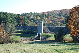 <span class="mw-page-title-main">Barre Falls Dam</span> Dam in Barre, Massachusetts