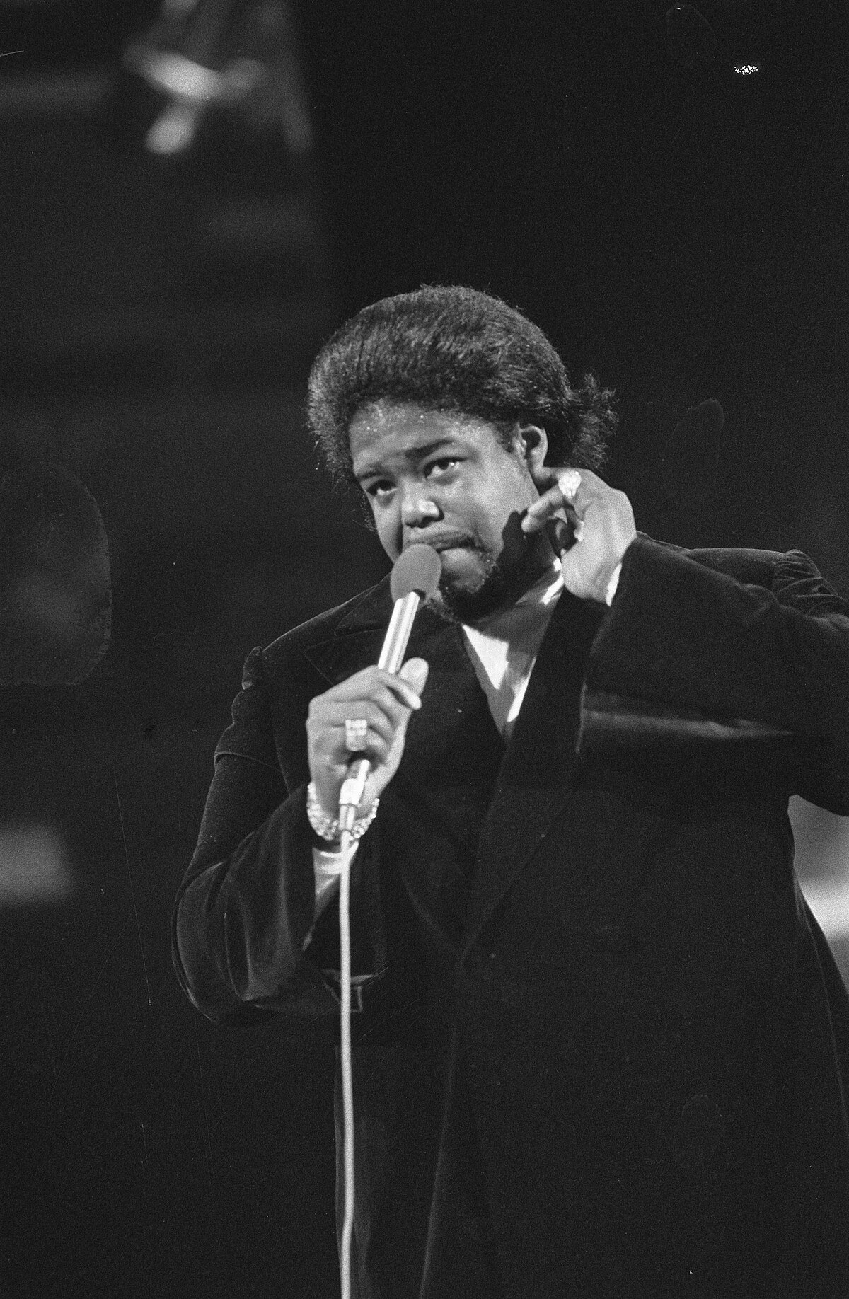 Barry White Can T Get Enough Of Your Love Baby Live