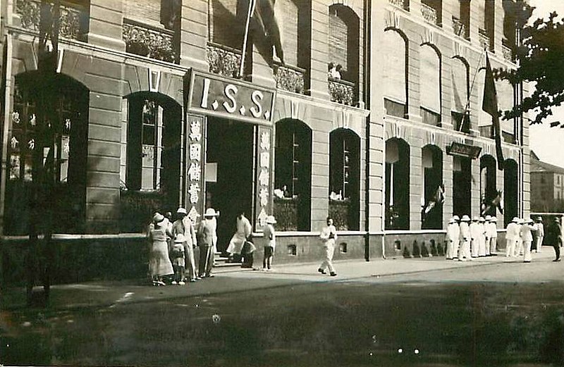 File:Bastille Day in Hankou, 1932.jpg