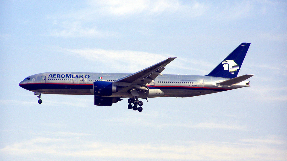 File:Boeing 777-200 (N746AM) de Aeroméxico.JPG - Wikimedia 