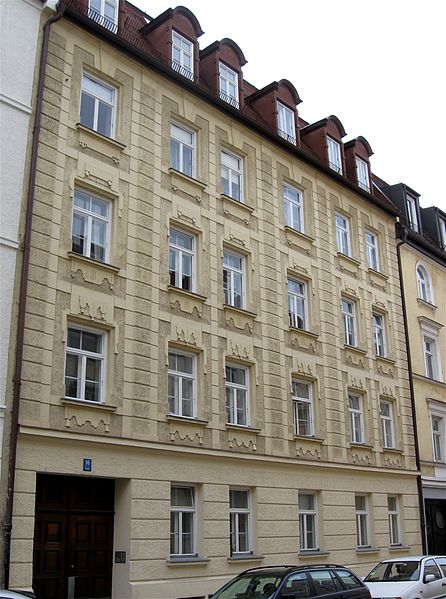 File:Boostr. 16 Muenchen-1.jpg