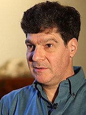 Bret Weinstein took ivermectin live on YouTube while co-hosting the "Dark Horse" podcast. Bret Weinstein 2018 02 (cropped).jpg