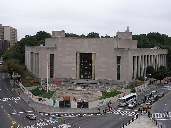 Reconstruction of the Grand Army Plaza terrace entrance in 2005