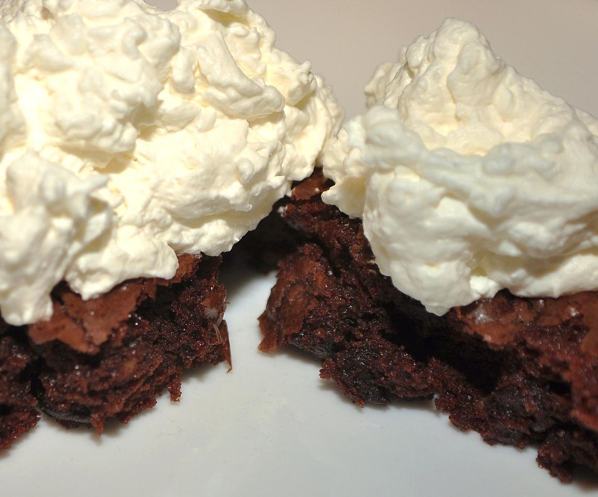 File Brownies  with whipped  cream  meh 4449584458 jpg 