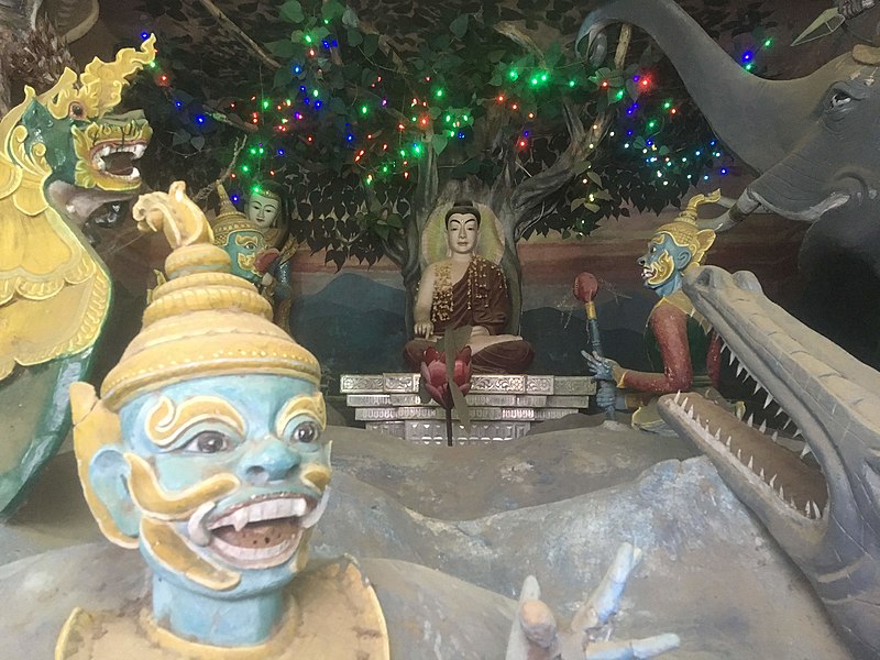 File:Buddha under the Bodhi Tree at Shwezigon Pagoda.jpg