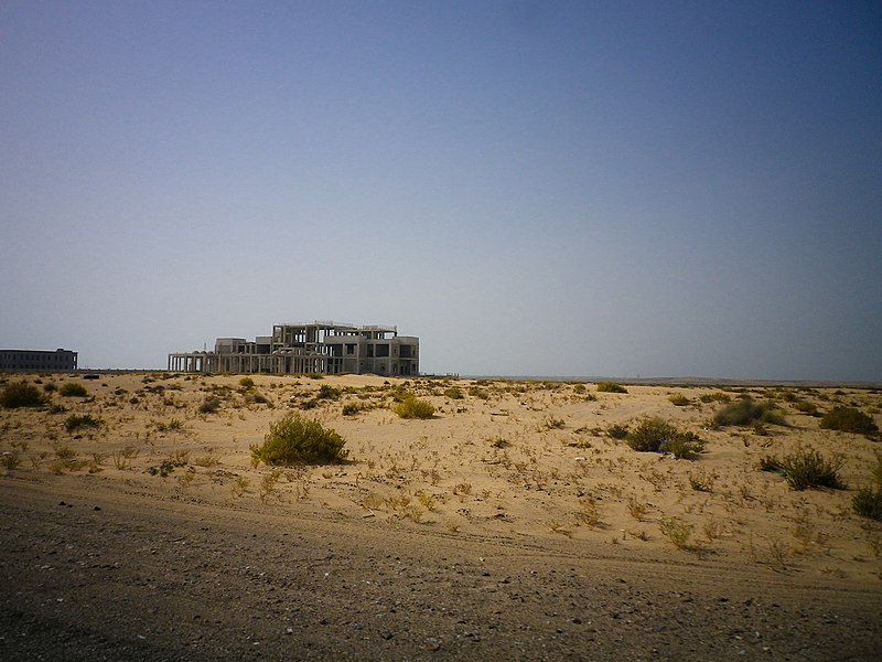 File:Building in Al Hazzan Area 20140620 1.jpg