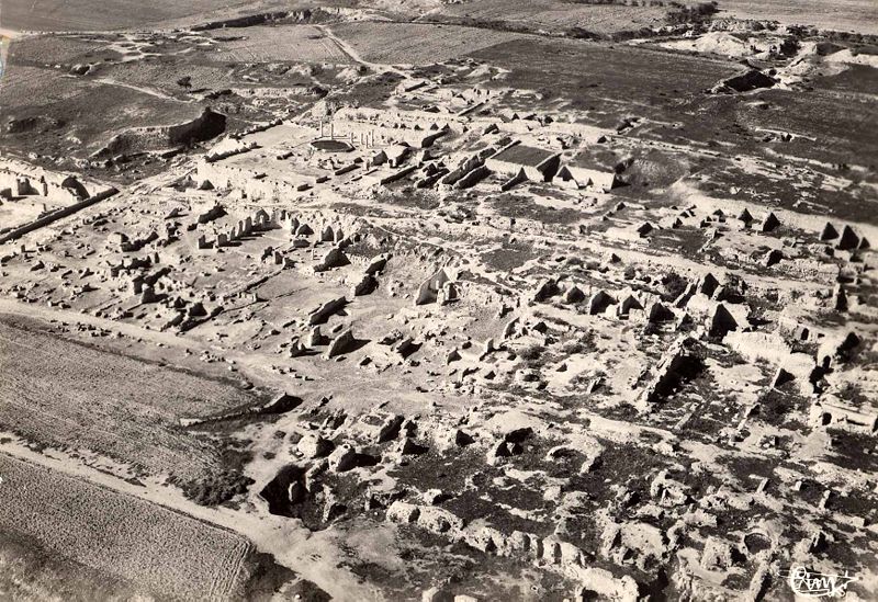 File:Carthage villas-romaines 1950.jpg
