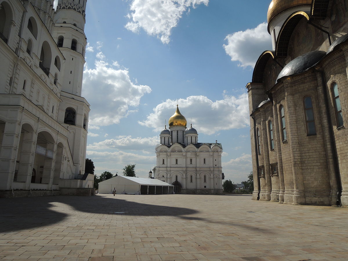 соборная площадь в москве