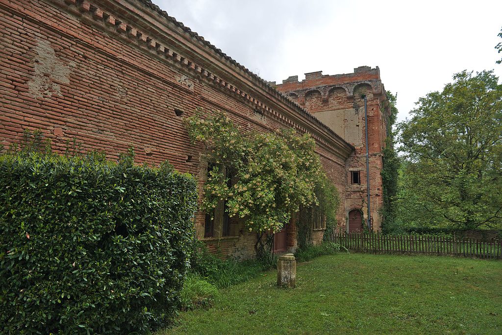 Château de Caumont - Partie médiévale - 07 - 2016-05-14.jpg