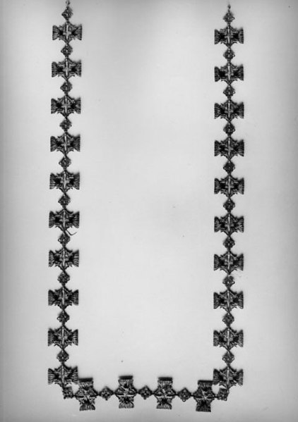 File:Chain MET sf24.145.5.jpg