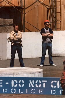 Strikebreakers outside the Chicago Tribune during a 1986 strike Chicago Tribune 1986 strikebreakers.jpg