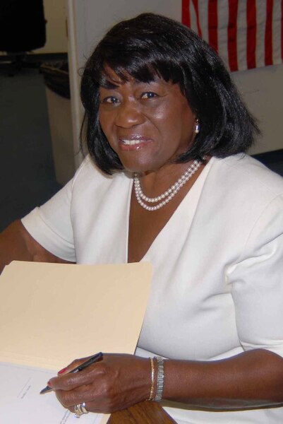 File:Councilwoman Dorothy L. Goosby 2009.jpg