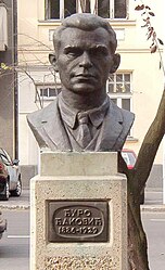 Busto de Đuro Djaković en Belgrado