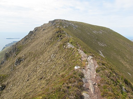 Donegal, Slieve League. One Man's Pass - geograph.org.uk - 2643463