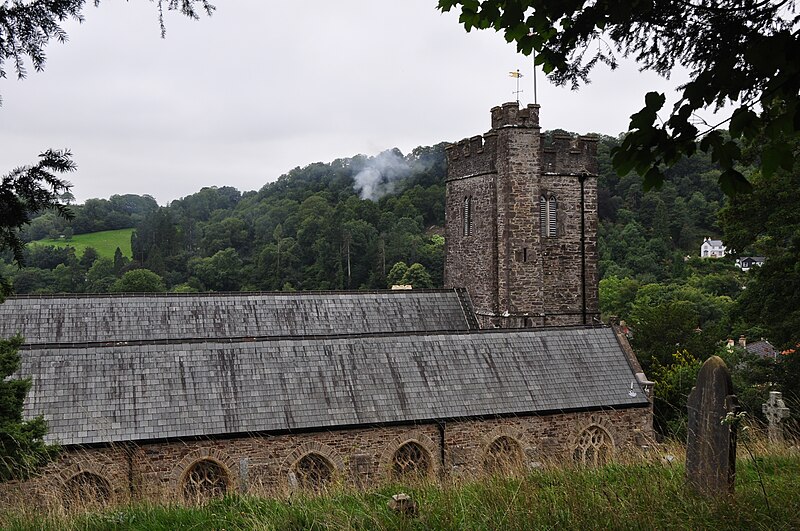 File:Dulverton , All Saints Church - geograph.org.uk - 3629088.jpg