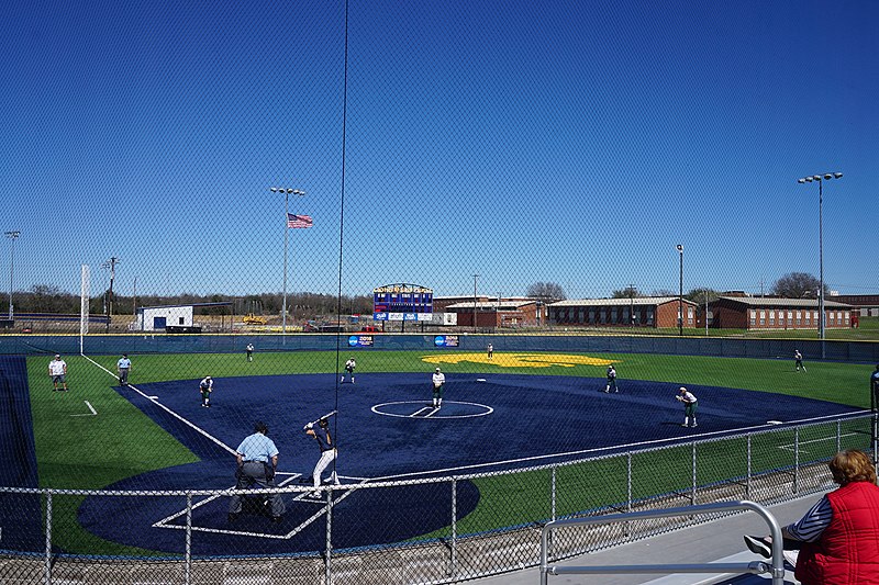 File:Eastern New Mexico vs. Texas A&M–Commerce softball 2019 03.jpg