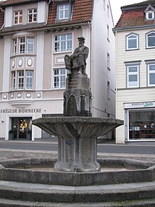 Eisenhoitbrunnen in Warburg von Franz Heise