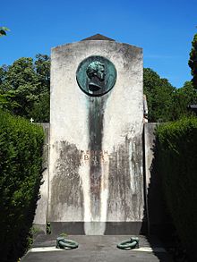 Emerich Robert grave, Vídeň, 2017.jpg